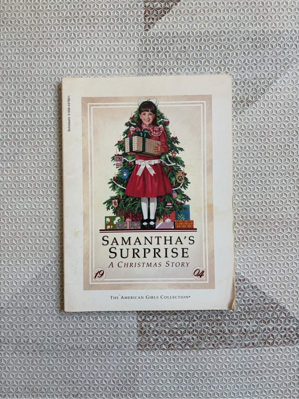 American Girls Collection Book - Samantha’s Surprise (First Scholastic Printing)